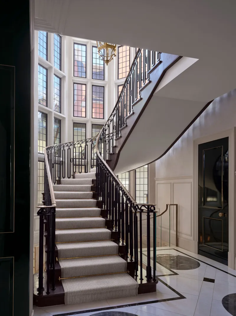Avenue Road — image 6